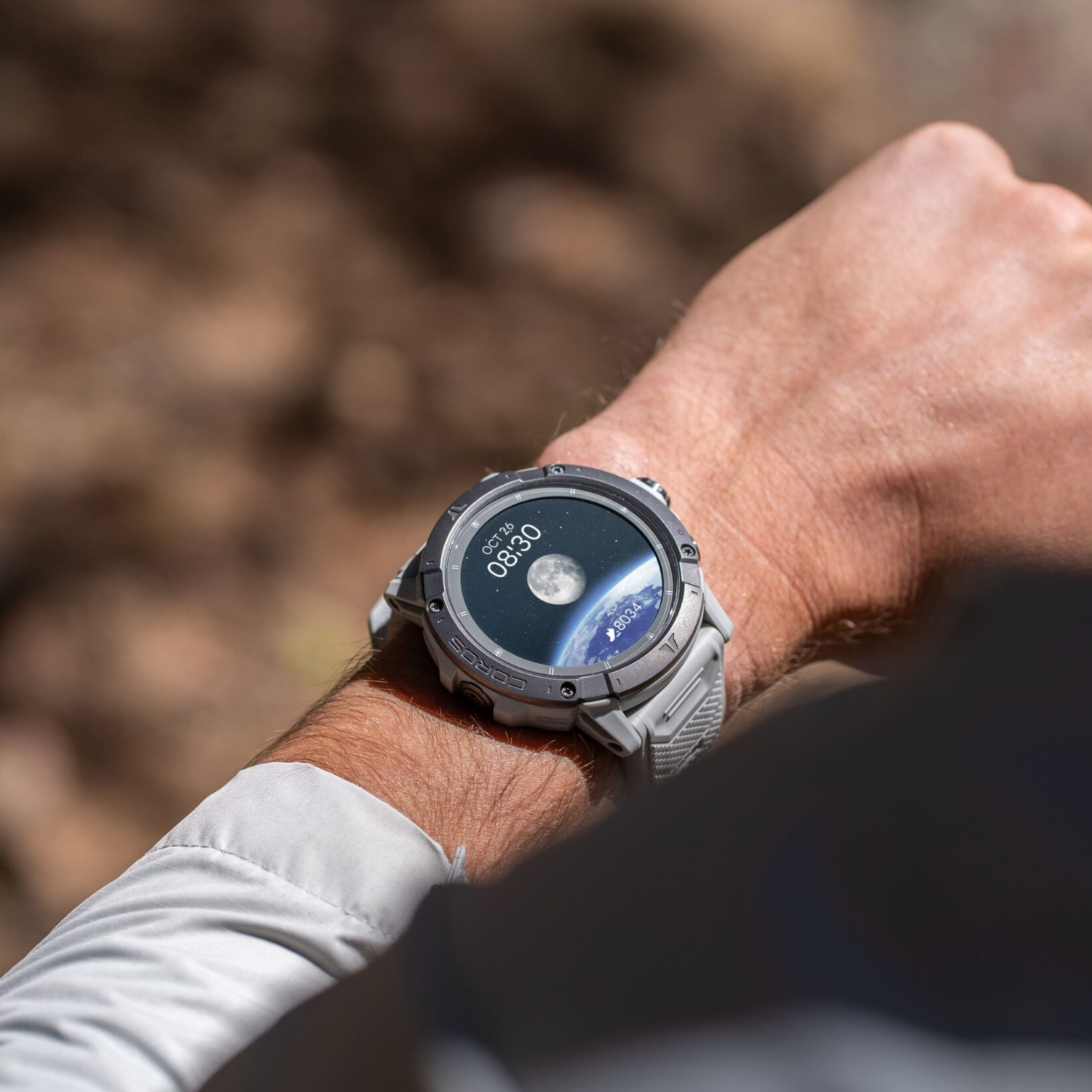 Coros Vertix 2S Mondgrau – Premium-GPS-Sport- und Abenteueruhr 