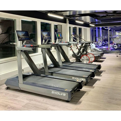 Evolve Fitness CT-215X-BL Profi-Laufband – Touchscreen-Entertainment-Konsole