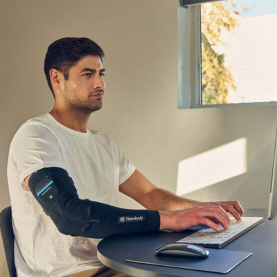 2x Therabody RecoveryPulse Arm (Medium) - Compression Sleeve Set - Herstel & rust voor de armen