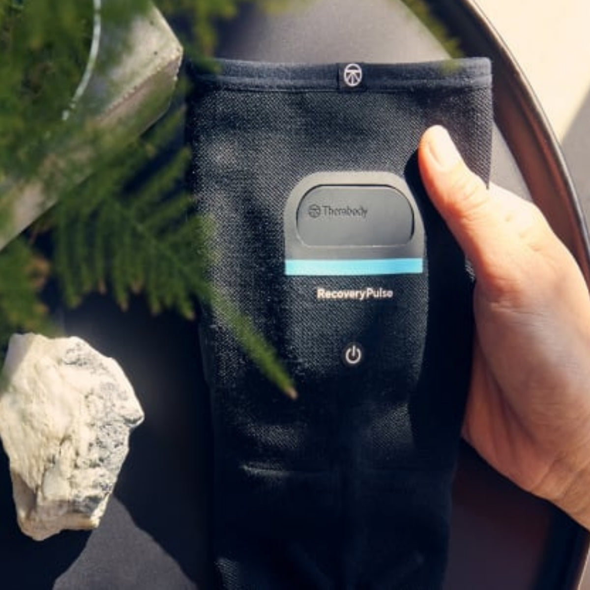 Therabody RecoveryPulse Calf (Medium) - Compression Sleeve - Herstel & rust voor de kuiten