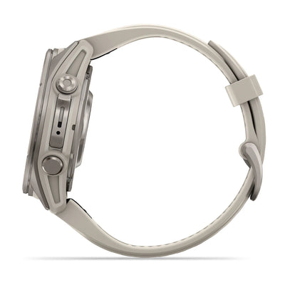 Garmin fēnix® 9 (43 mm) - Titan mit Silikonarmband in Fog Gray