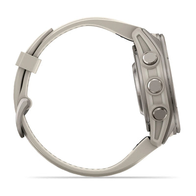 Garmin fēnix® 9 (43 mm) - Titan mit Silikonarmband in Fog Gray