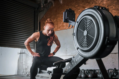 Half Human Air Rower Roeitrainer