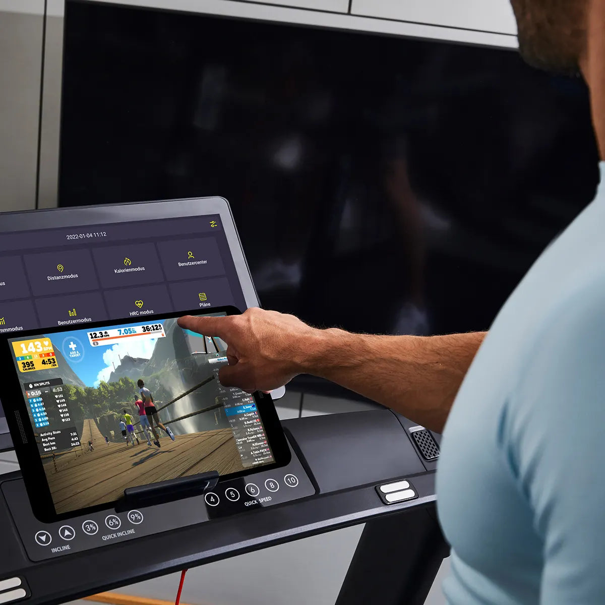 Hammer Q. Vadis 10.0 Laufband mit 15,6" TFT-Touchscreen 