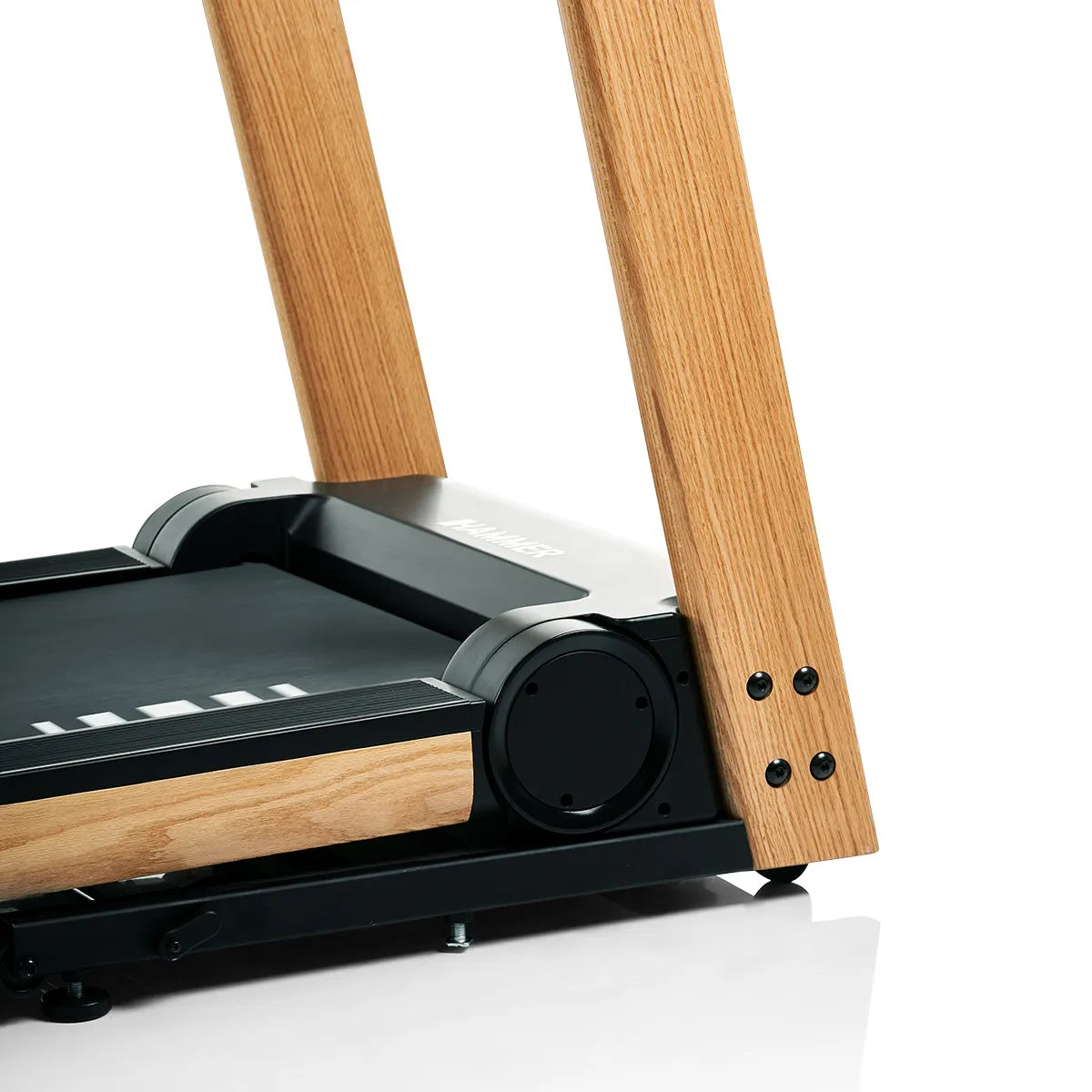 Hammer Q. Vadis 12.0 NorsK Laufband mit 15,6" TFT-Touchscreen 