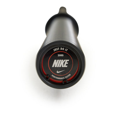 Nike Strength Langhantel – 20 kg / Schwarz